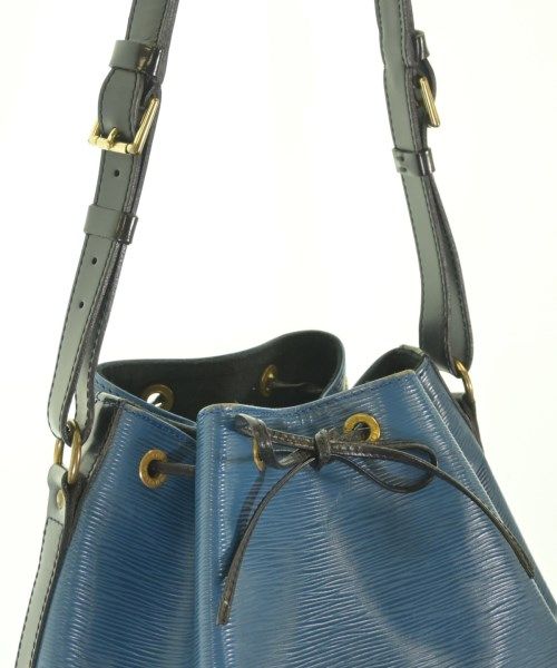 Louis Vuitton Shoulder Bag — view 5