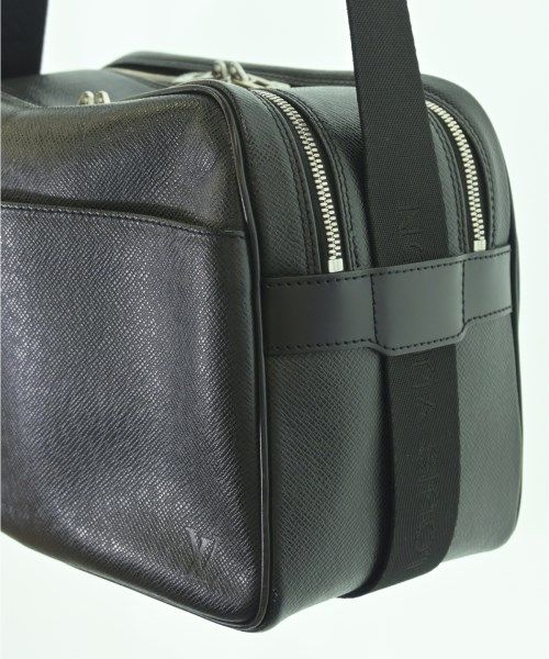 Louis Vuitton Shoulder Bag — view 8