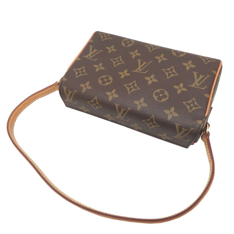 Louis Vuitton Shoulder Bag — view 4