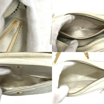Chanel Shoulder Bag CC Logo Lambskin White — view 8