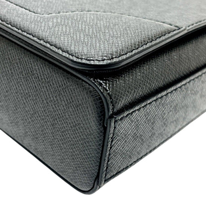 Louis Vuitton Shoulder Bag New Flap Messenger M Taiga Leather Noir Black — view 7