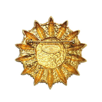 Chanel CC Logo Brooch Vintage Gold — view 4
