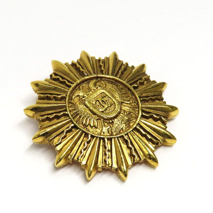 Chanel CC Logo Brooch Vintage Gold — view 3