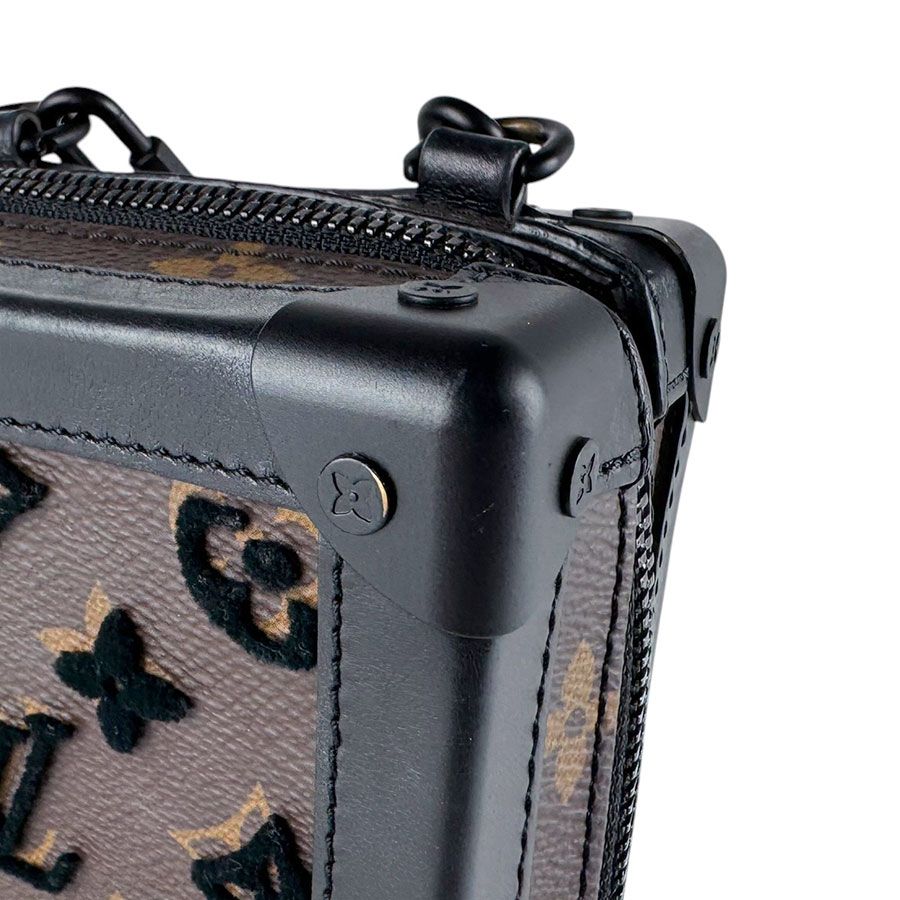 Louis Vuitton Shoulder Bag Monogram Tufting Vertical Soft Trunk — view 5