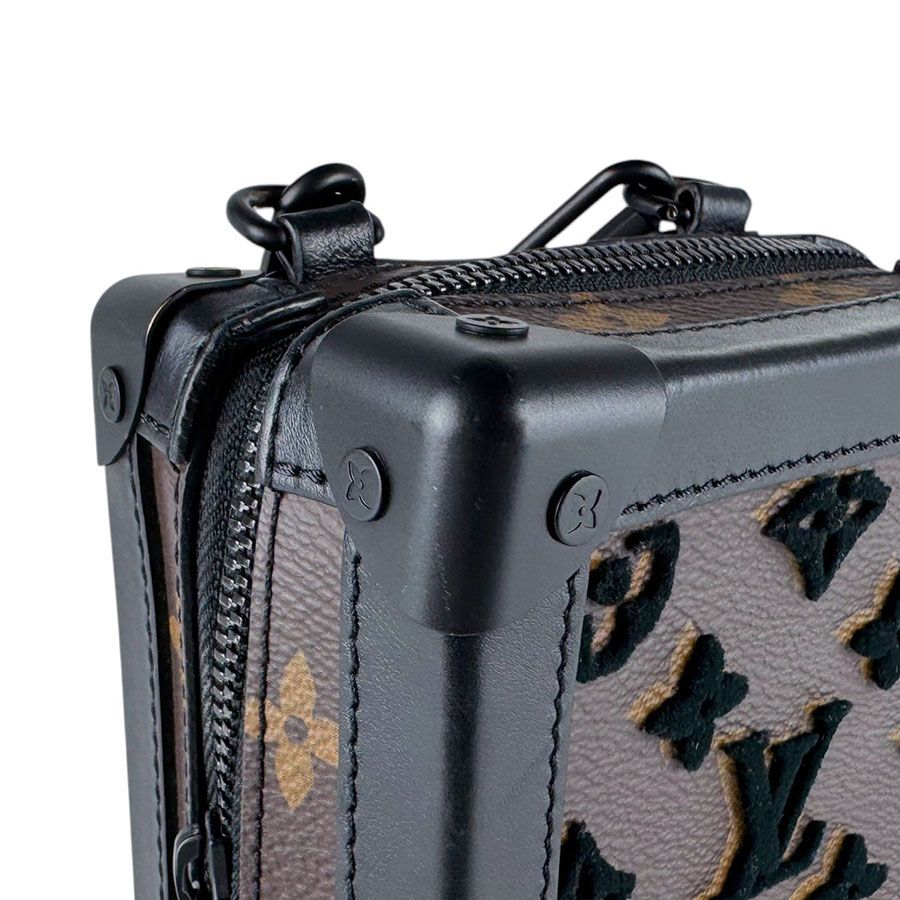Louis Vuitton Shoulder Bag Monogram Tufting Vertical Soft Trunk — view 6