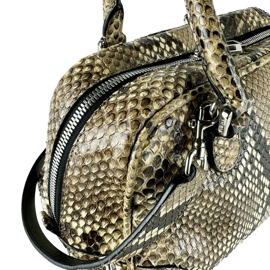 Loewe Shoulder Bag Handle Amazona 23 — view 7