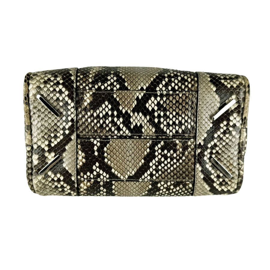 Loewe Shoulder Bag Handle Amazona 23 — view 4
