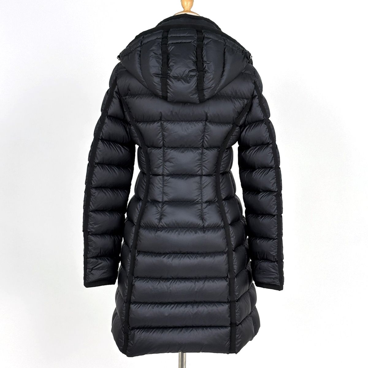 Moncler Down Coat Hermine Black — view 3
