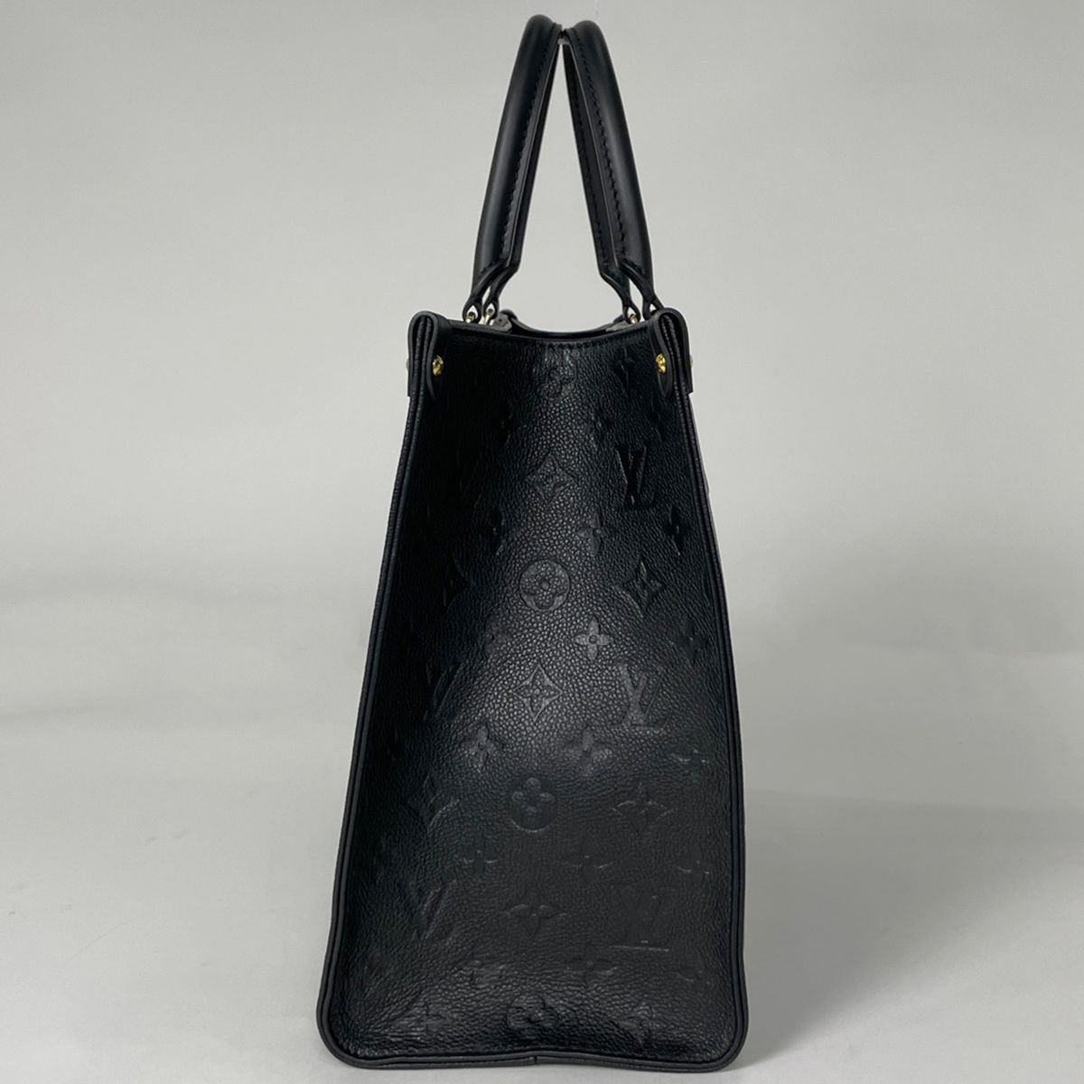 Louis Vuitton On The Go MM Handle 2-Way Shoulder Bag Monogram Empreinte Noir — view 2