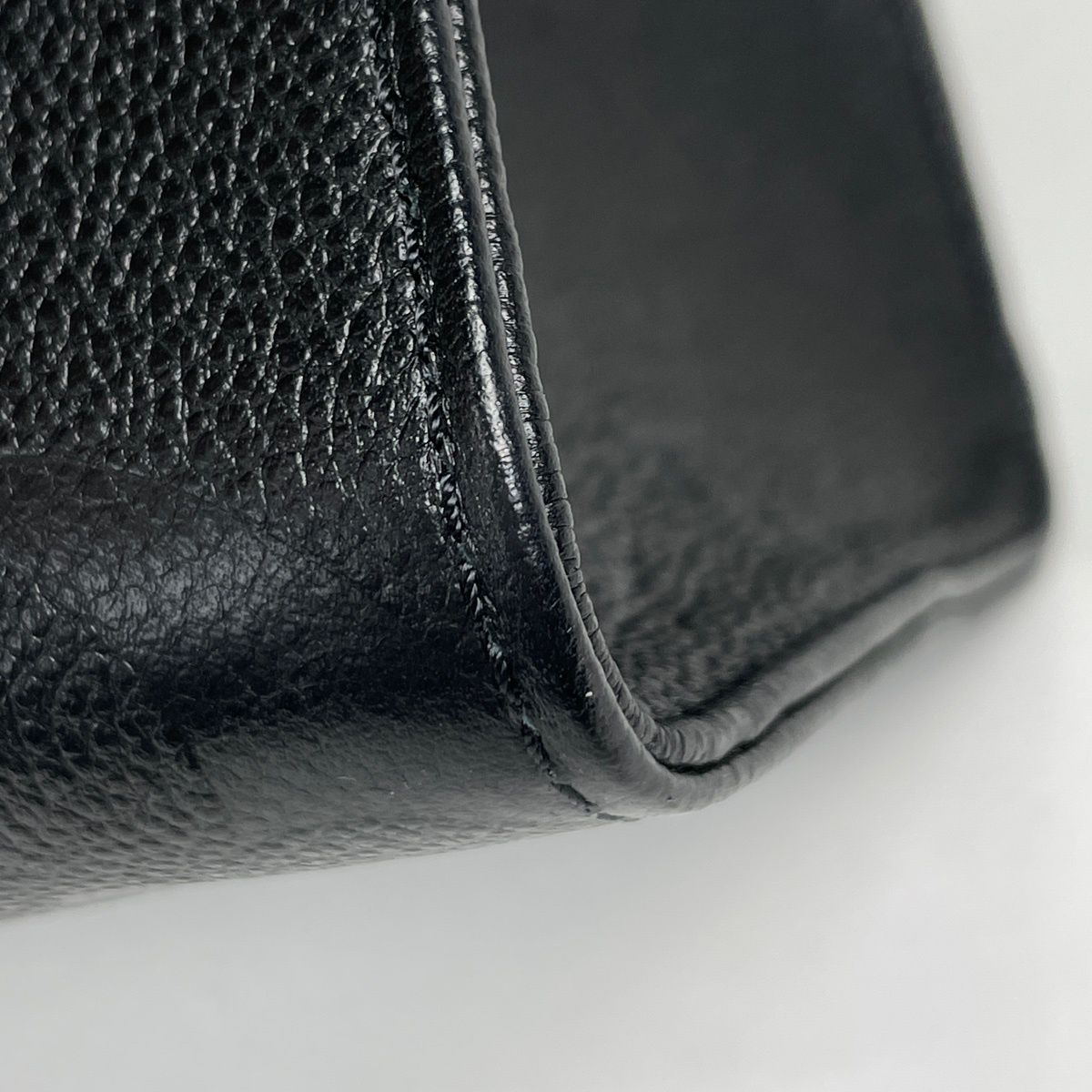 Louis Vuitton On The Go MM Handle 2-Way Shoulder Bag Monogram Empreinte Noir — view 7