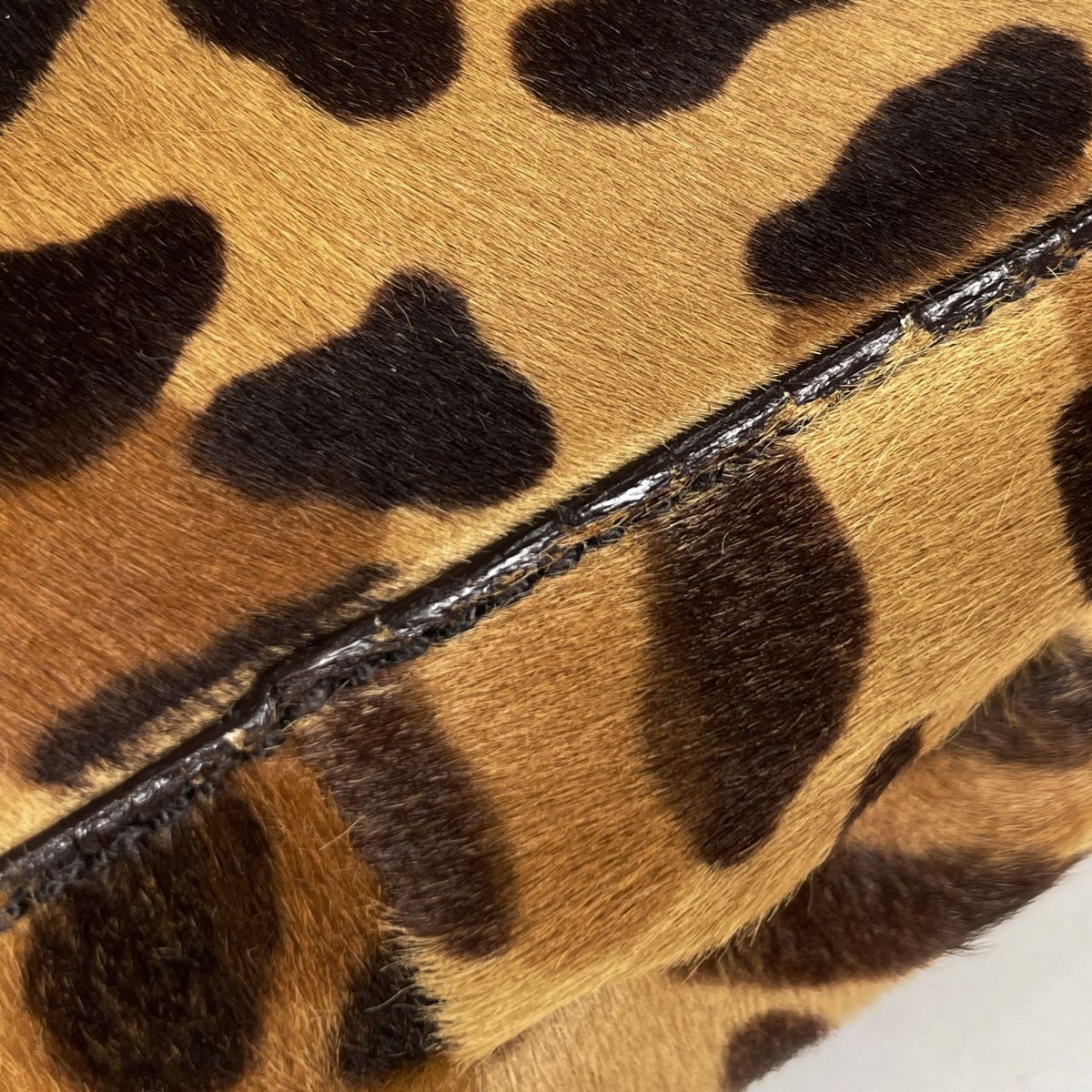 Prada Shoulder Bag Leopard Print Halaco Brown — view 4
