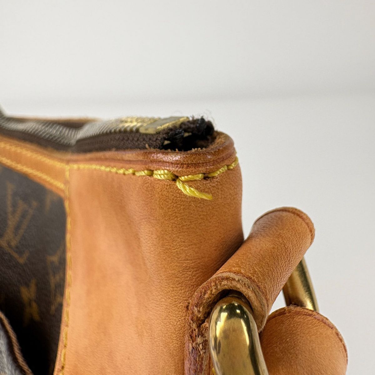 Louis Vuitton Odeon MM Shoulder Bag Monogram Brown — view 5