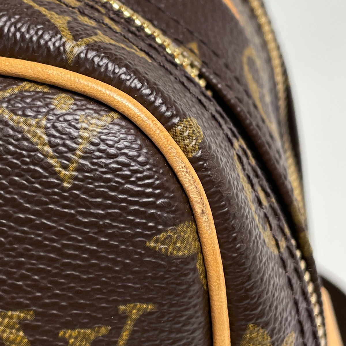 Louis Vuitton Reporter GM Shoulder Bag Monogram Brown — view 5