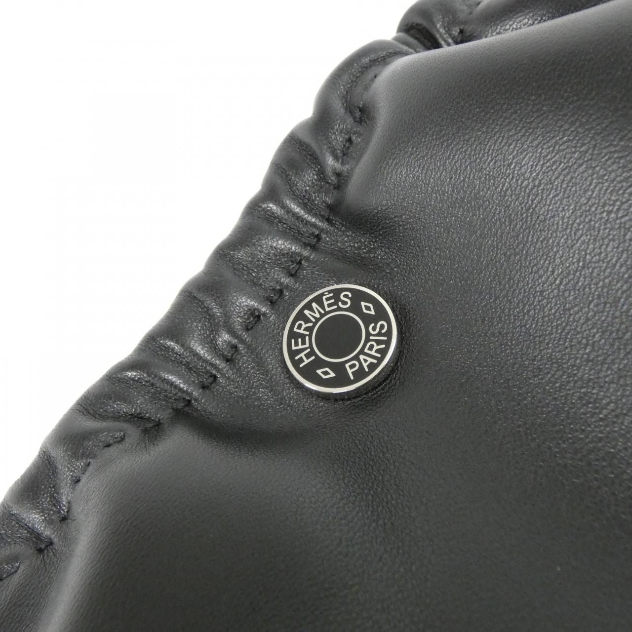 Hermes Pillow Pouch Black — view 3