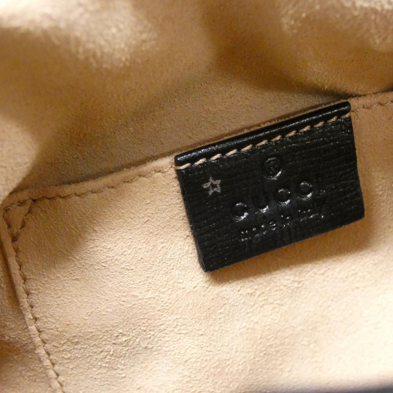 Gucci Horsebit Shoulder Bag — view 7