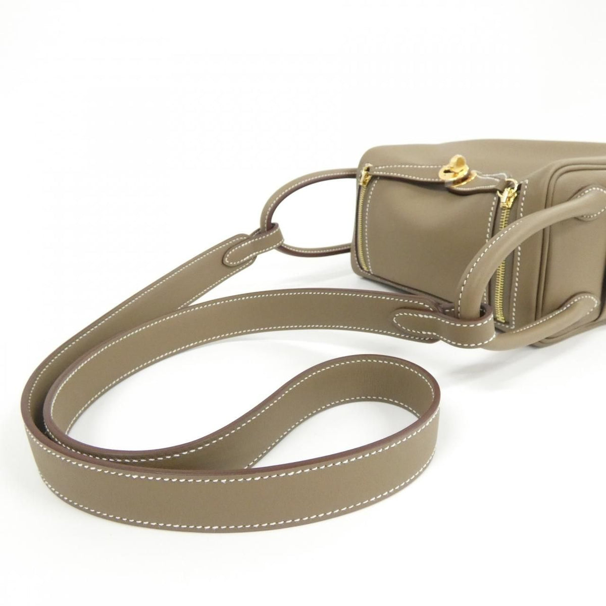 Hermes Lindy 2 Mini Shoulder Bag — view 4