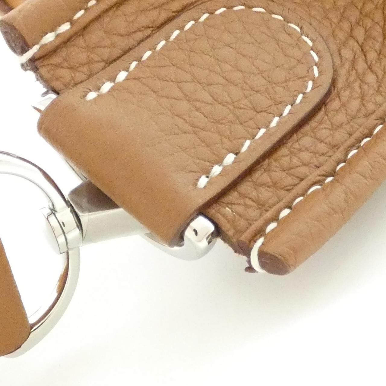 Hermes Evelyne 3 PM Shoulder Bag — view 4