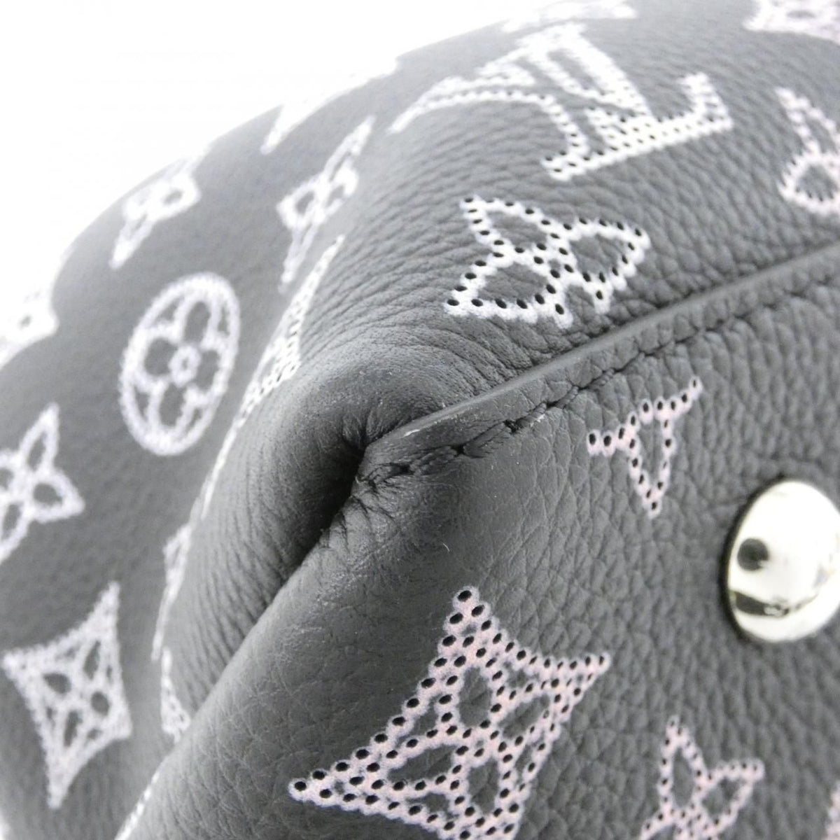 Louis Vuitton Mahina Bella Tote Bag — view 2