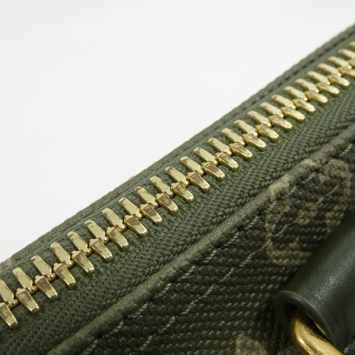 Louis Vuitton Monogram Surplus Keepall Bandouliere 25 Boston Bag — view 3