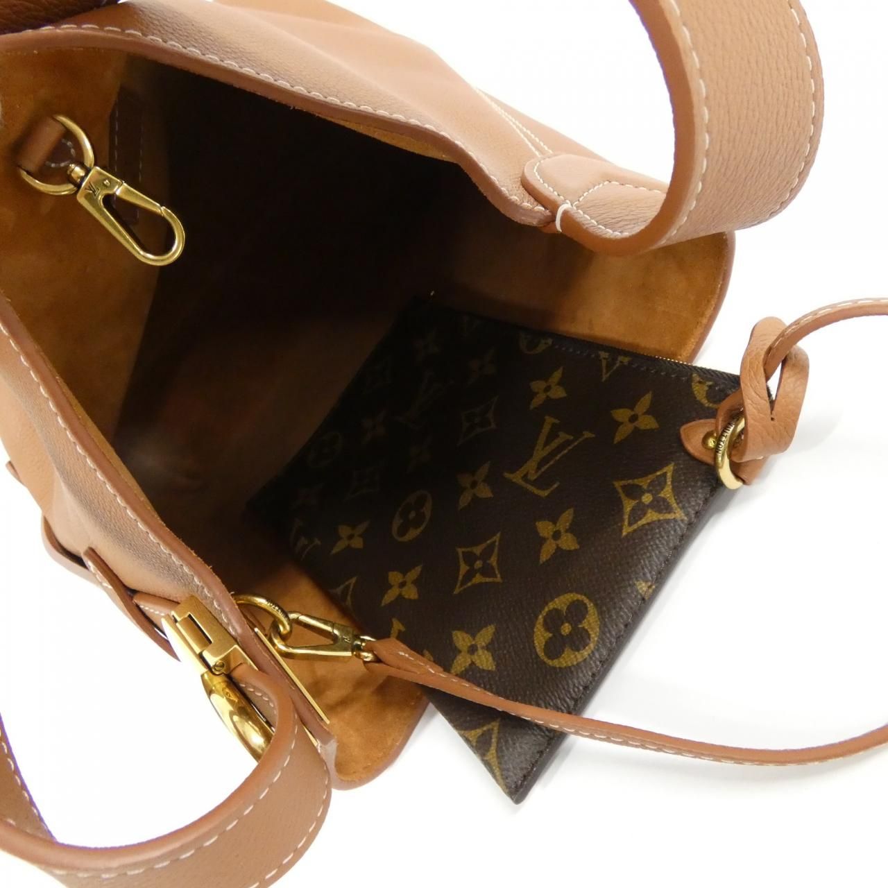 Louis Vuitton Lowkey Hobo PM Shoulder Bag — view 5