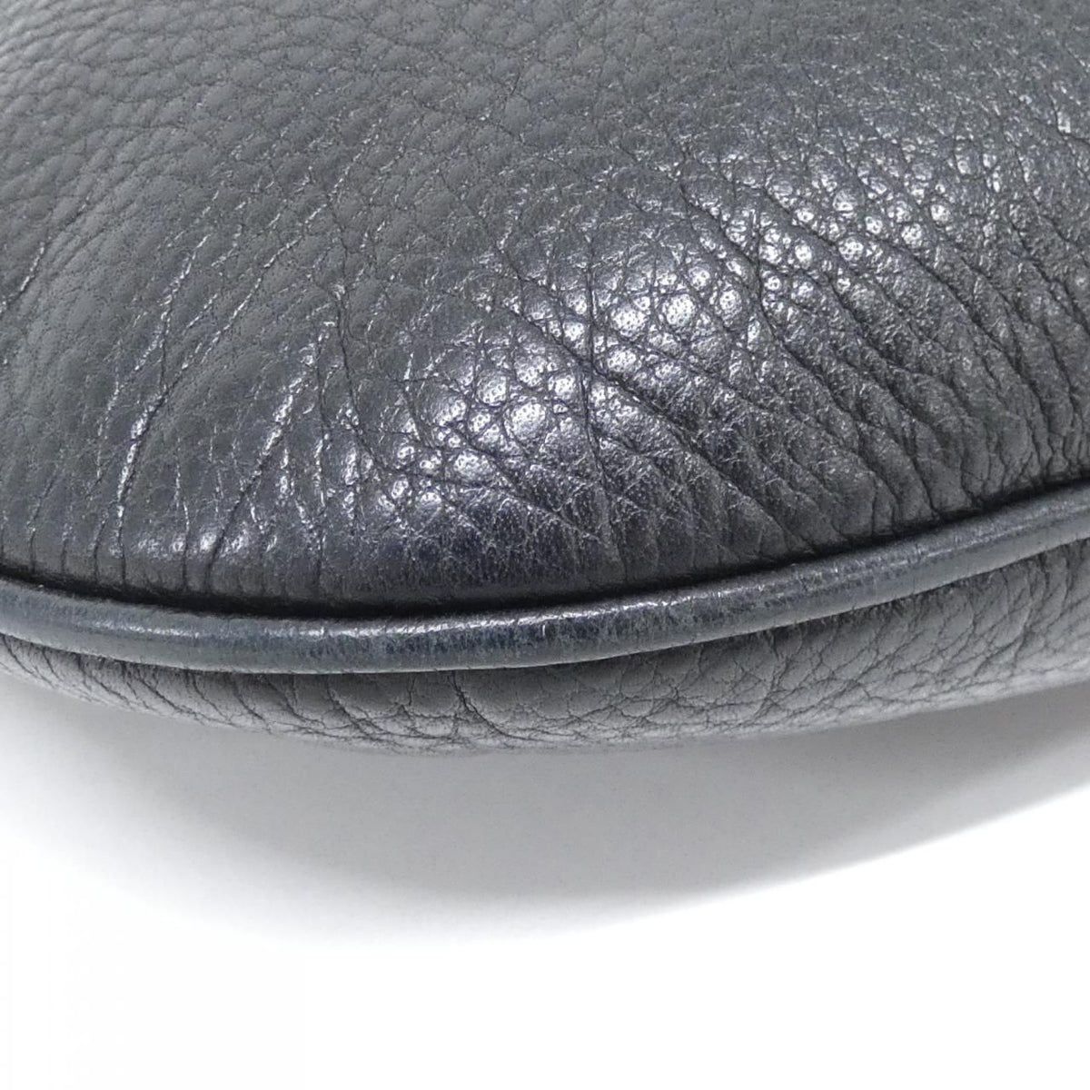 Loewe Heritage 377 79 Shoulder Bag — view 3