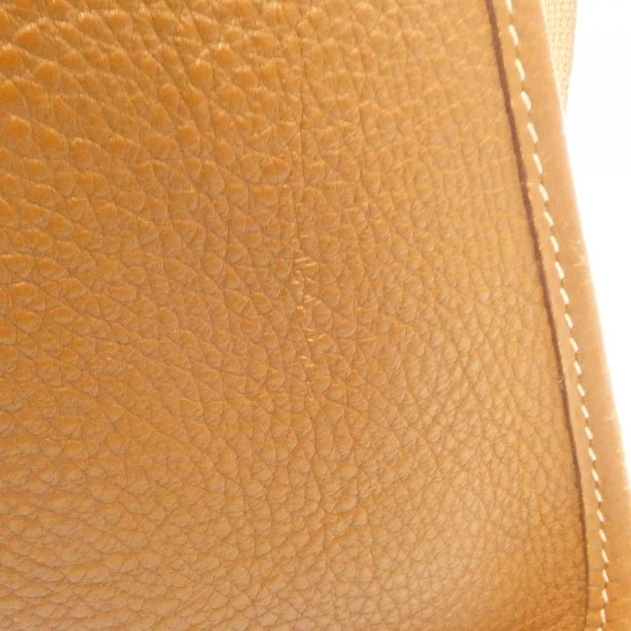 Hermes Vespa PM Shoulder Bag — view 4