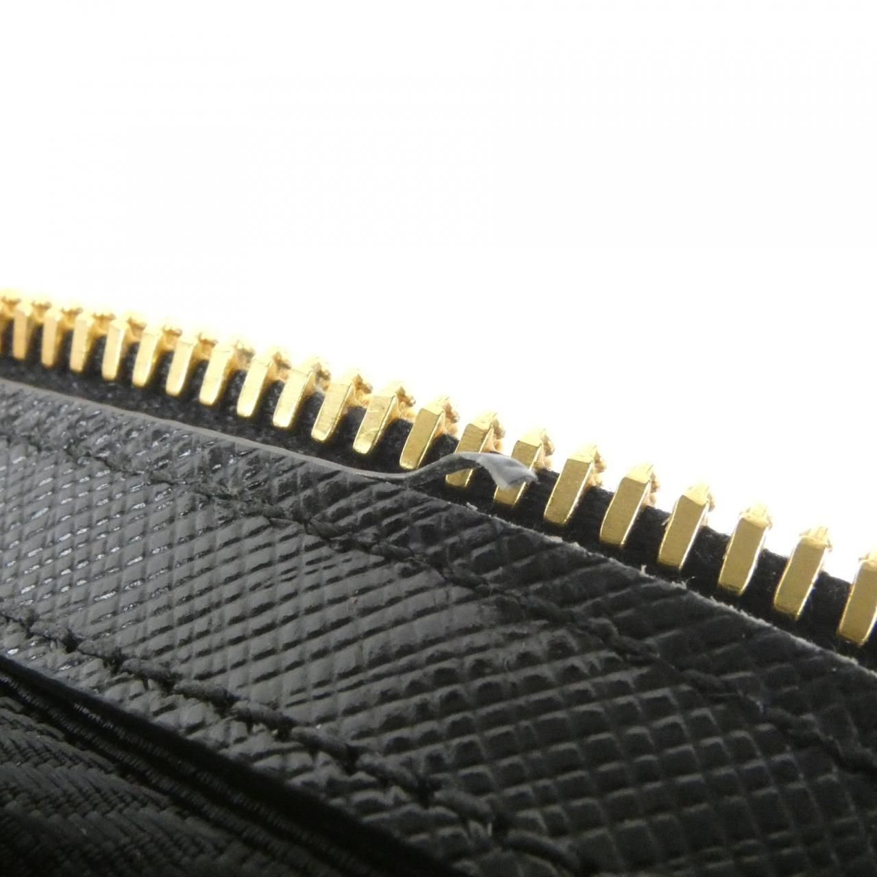 Prada Bag Handbag Gold — view 8