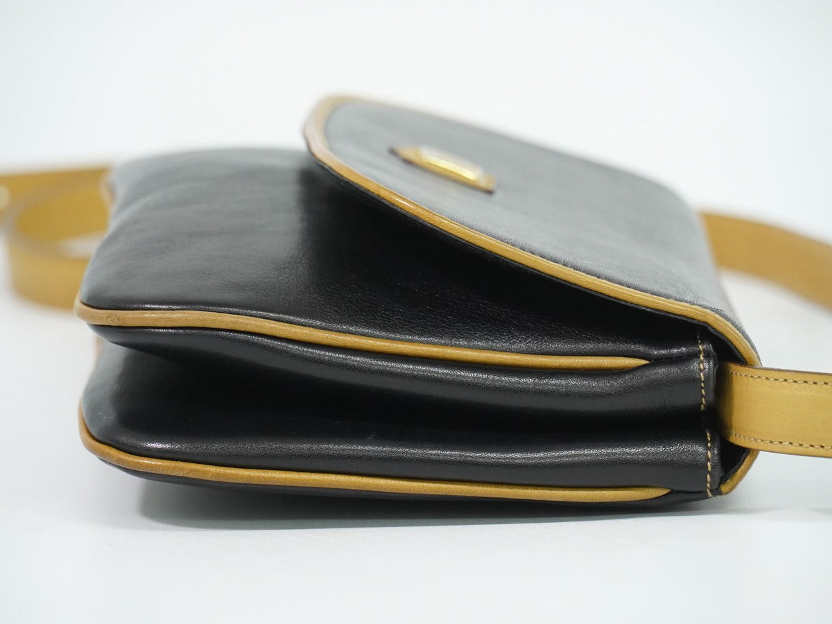 Celine Leather Shoulder Bag Pochette Black — view 4