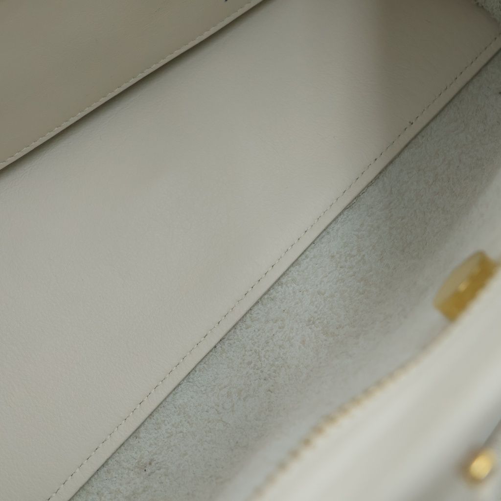 Saint Laurent Paris Baby Cabas Cassandra Leather Shoulder Bag White — view 8