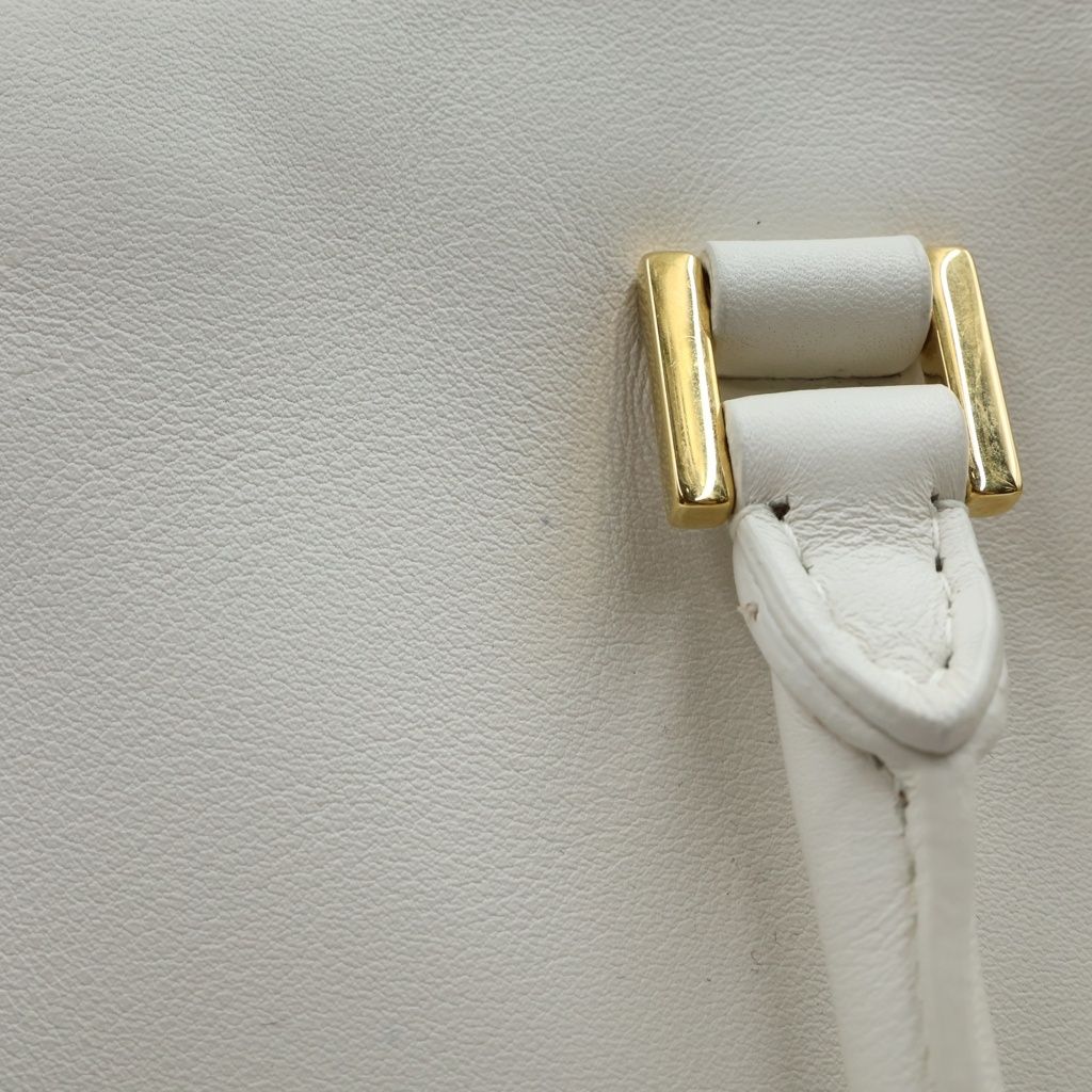 Saint Laurent Paris Baby Cabas Cassandra Leather Shoulder Bag White — view 7