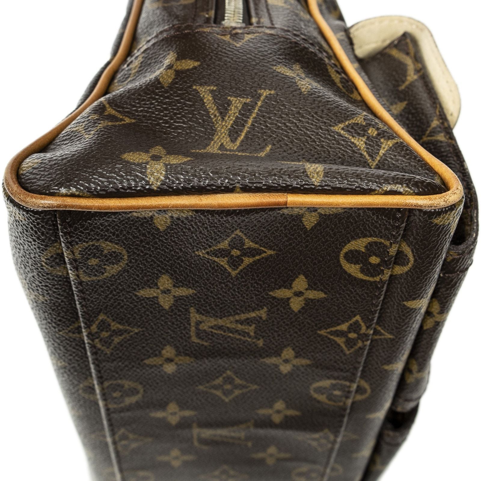 Louis Vuitton Manhattan Brown Monogram Canvas Shoulder Bag — view 7