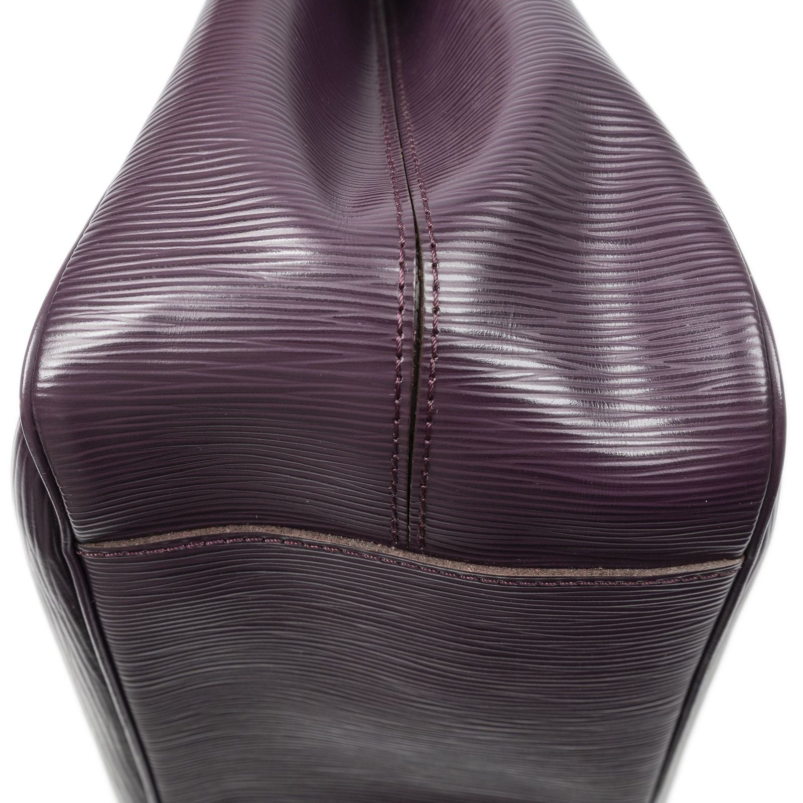 Louis Vuitton Passy Cassis Epi Shoulder Bag — view 7