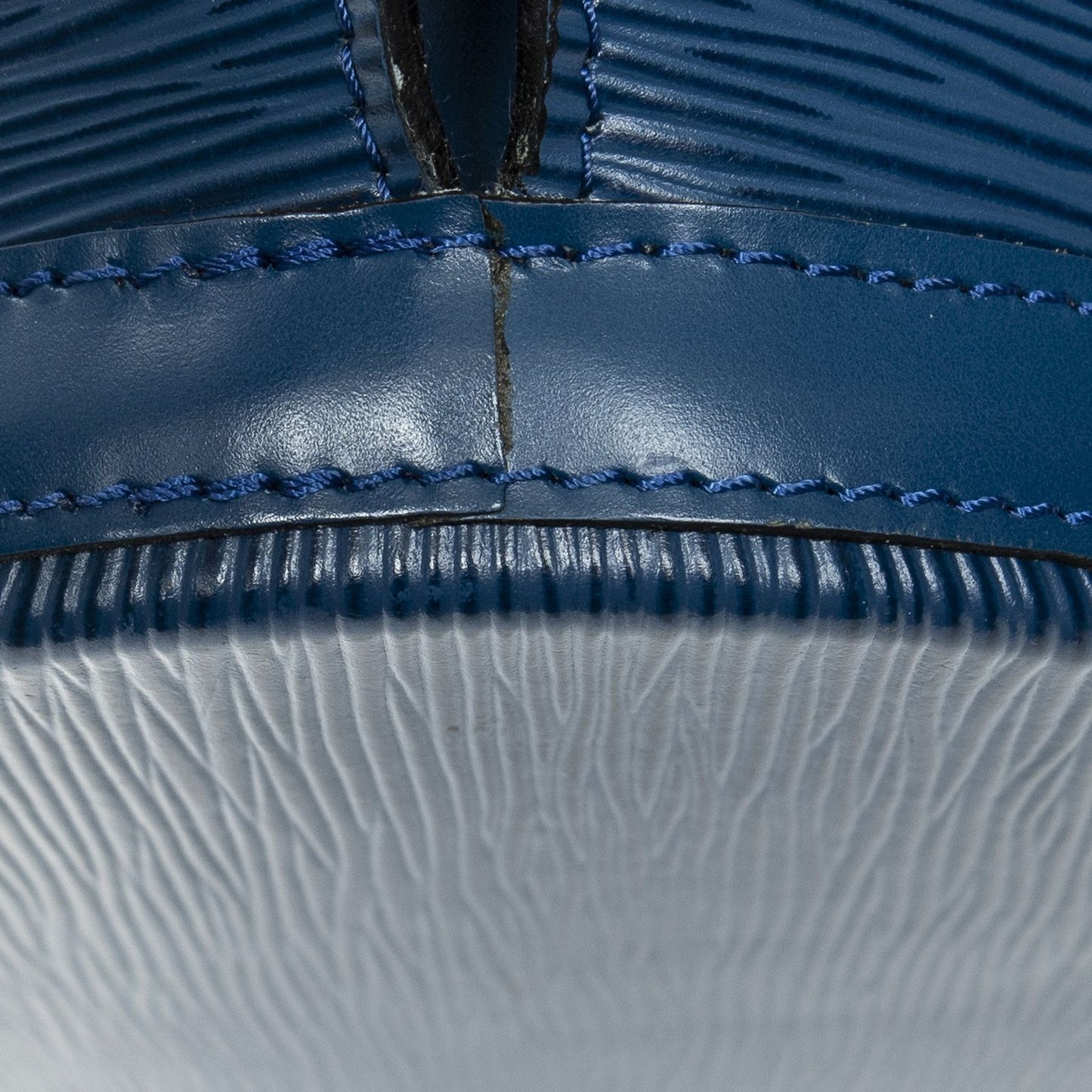 Louis Vuitton Saint Jacques Shopping Blue Epi Shoulder Bag — view 8