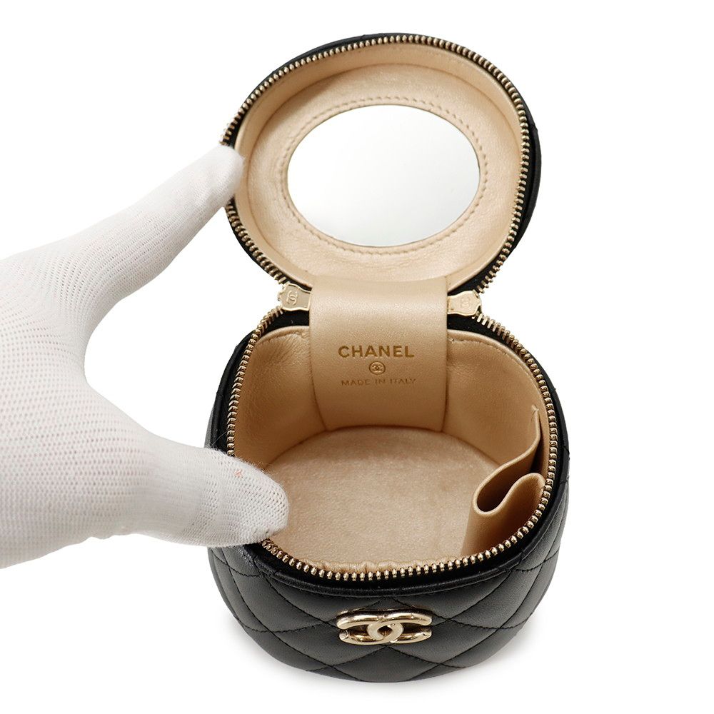 Chanel Handbag Mini Vanity Bag Quilted CC Logo Lambskin Black — view 5