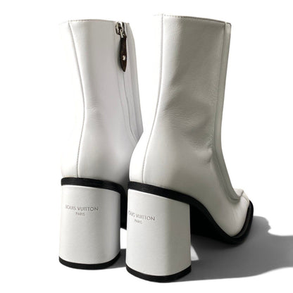 Louis Vuitton Line Chunky Heel Boots White Leather — view 3