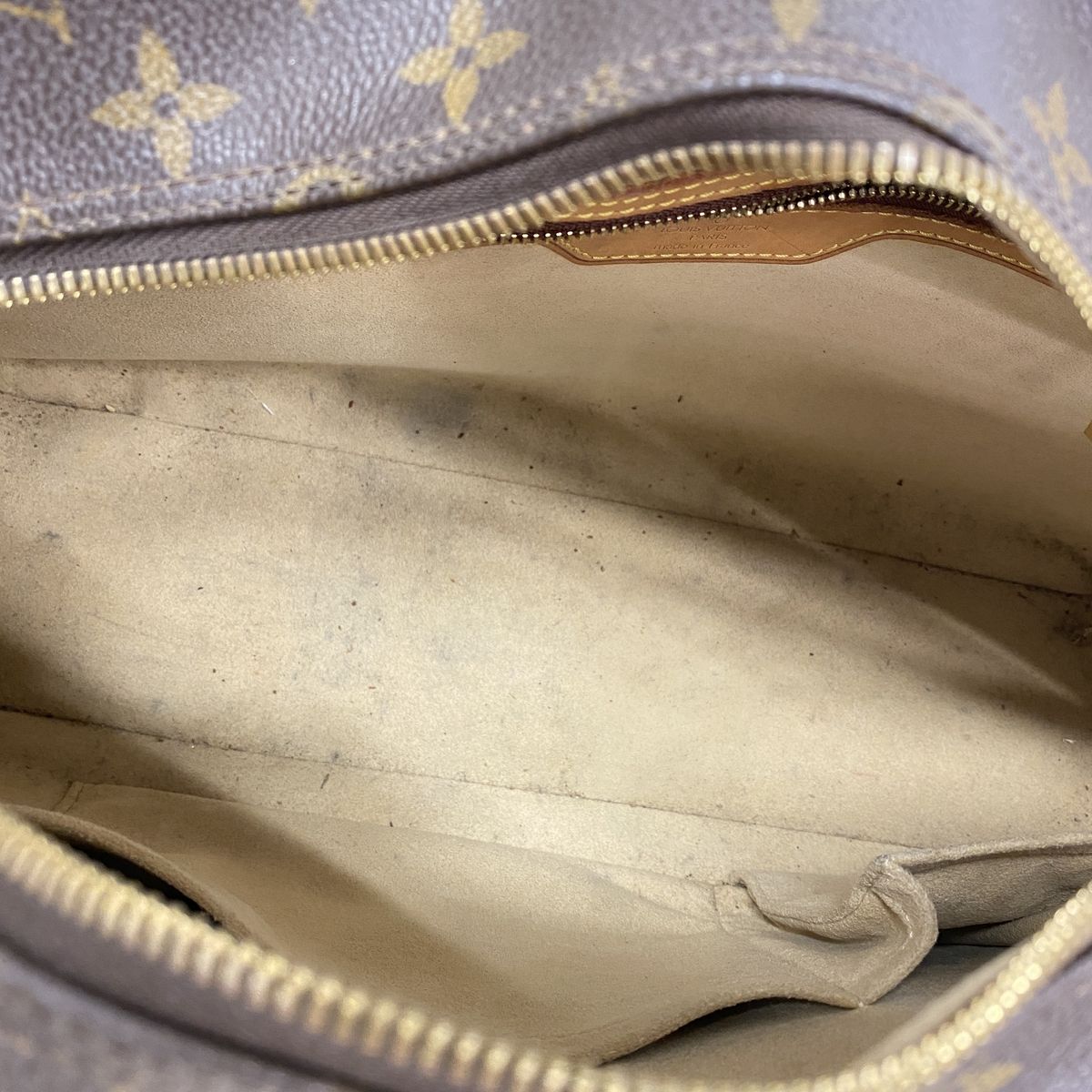 Louis Vuitton Shoulder Bag Monogram Cite GM Brown — view 4