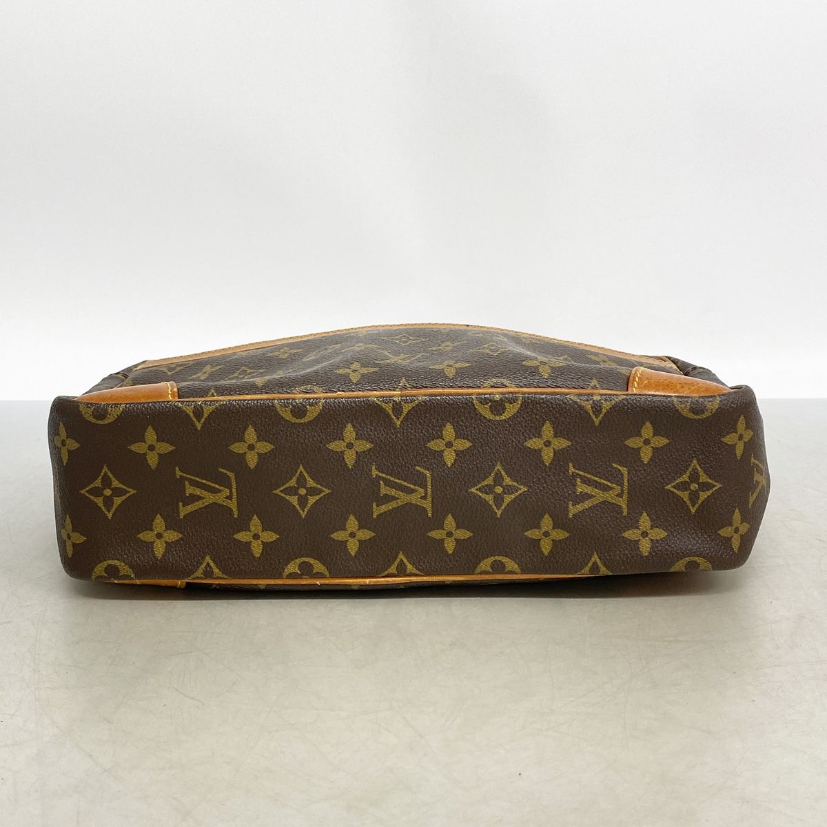 Louis Vuitton Shoulder Bag Monogram Trocadero 27 Brown — view 3
