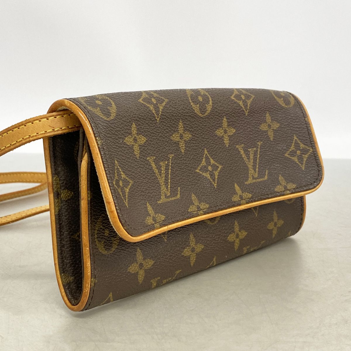Louis Vuitton Shoulder Bag Monogram Pochette Twin PM Brown — view 2