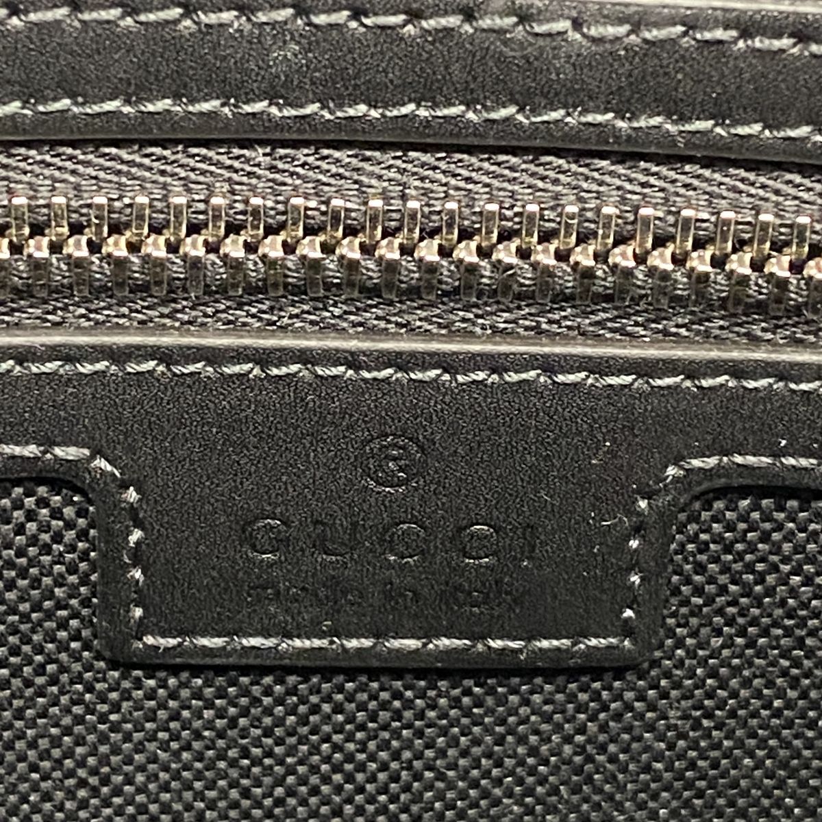 Gucci Shoulder Bag GG Supreme Black Silver — view 5