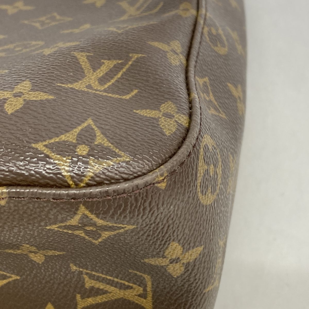 Louis Vuitton Shoulder Bag Monogram Looping GM Brown — view 6
