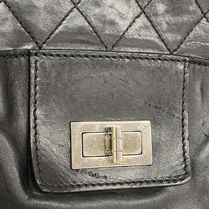 Chanel Chain Tote Bag 2.55 Quilted Lambskin Black Silver — view 7