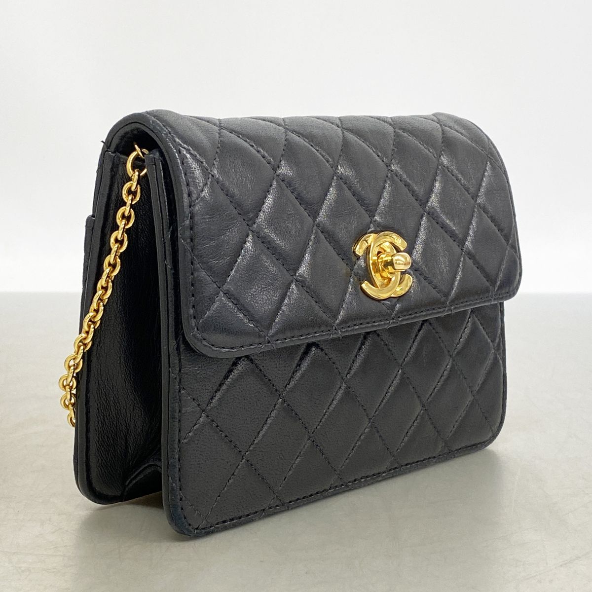 Chanel Shoulder Bag Mini Quilted Lambskin Black Gold — view 2