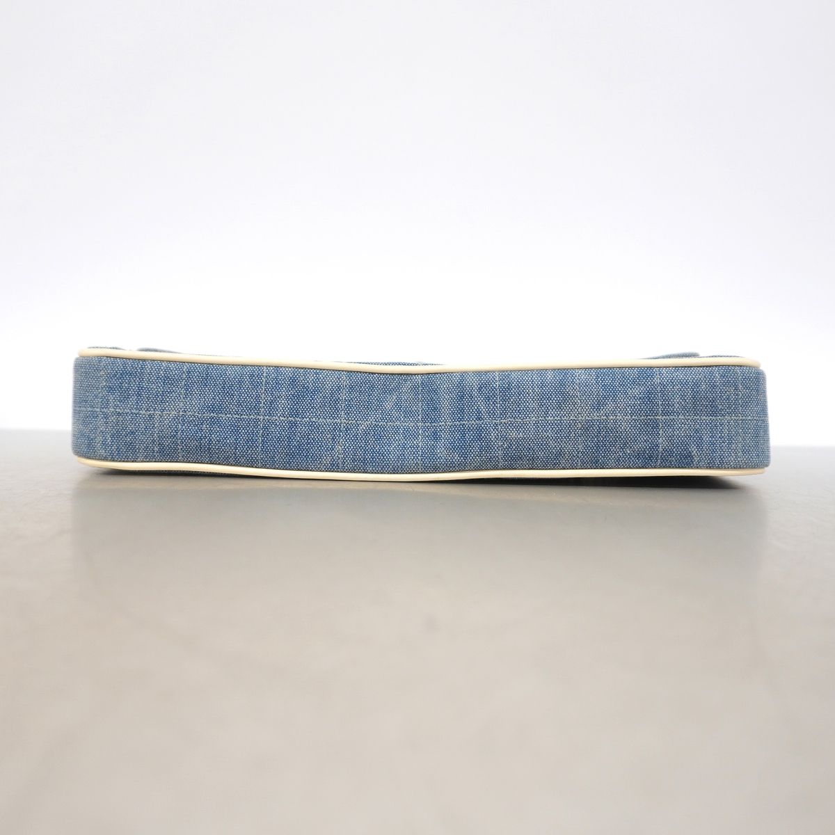 Chanel Shoulder Bag Choco Bar Denim Blue Silver — view 3