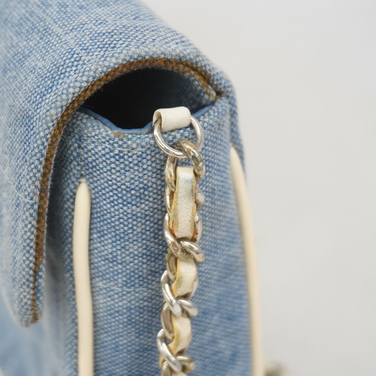 Chanel Shoulder Bag Choco Bar Denim Blue Silver — view 8
