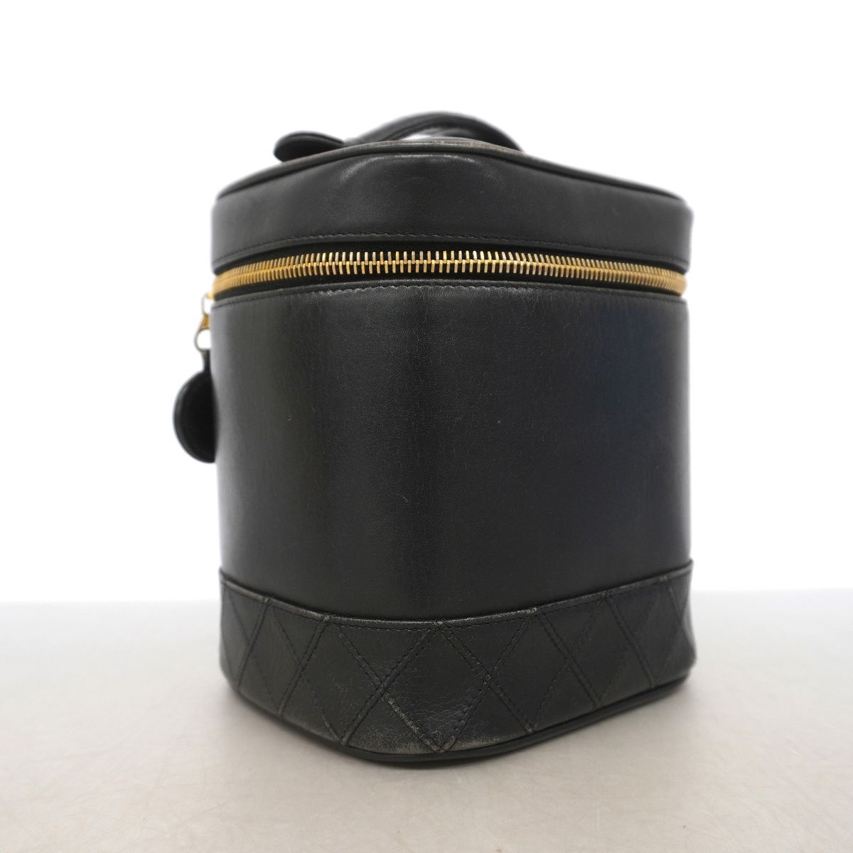 Chanel Vanity Bag Bicolor Lambskin Black Gold — view 2