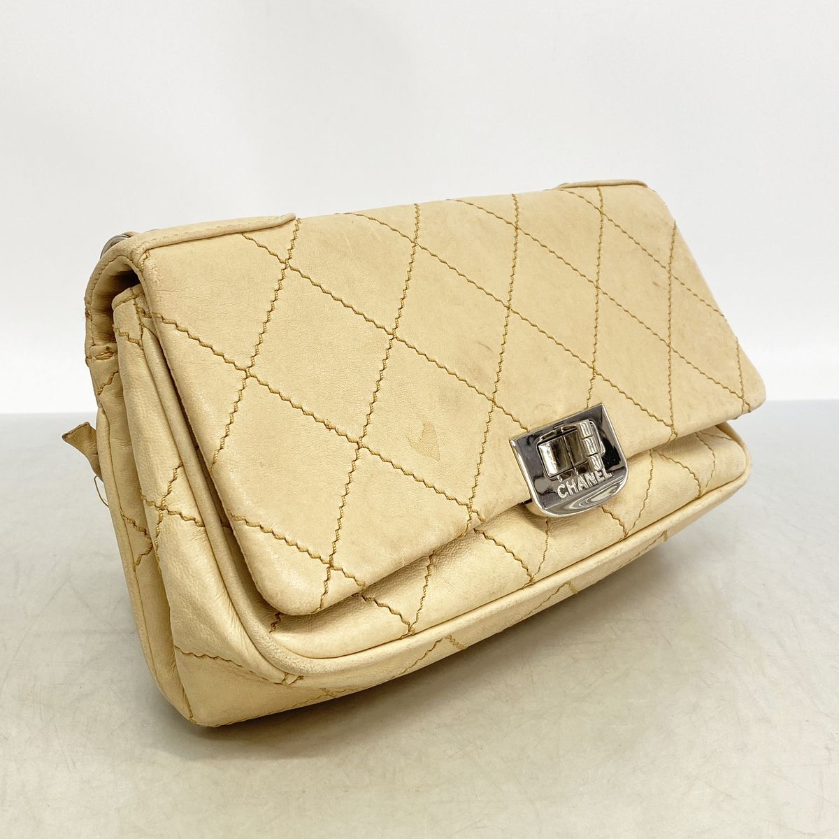 Chanel Shoulder Bag Wild Stitch Lambskin Beige Silver — view 2