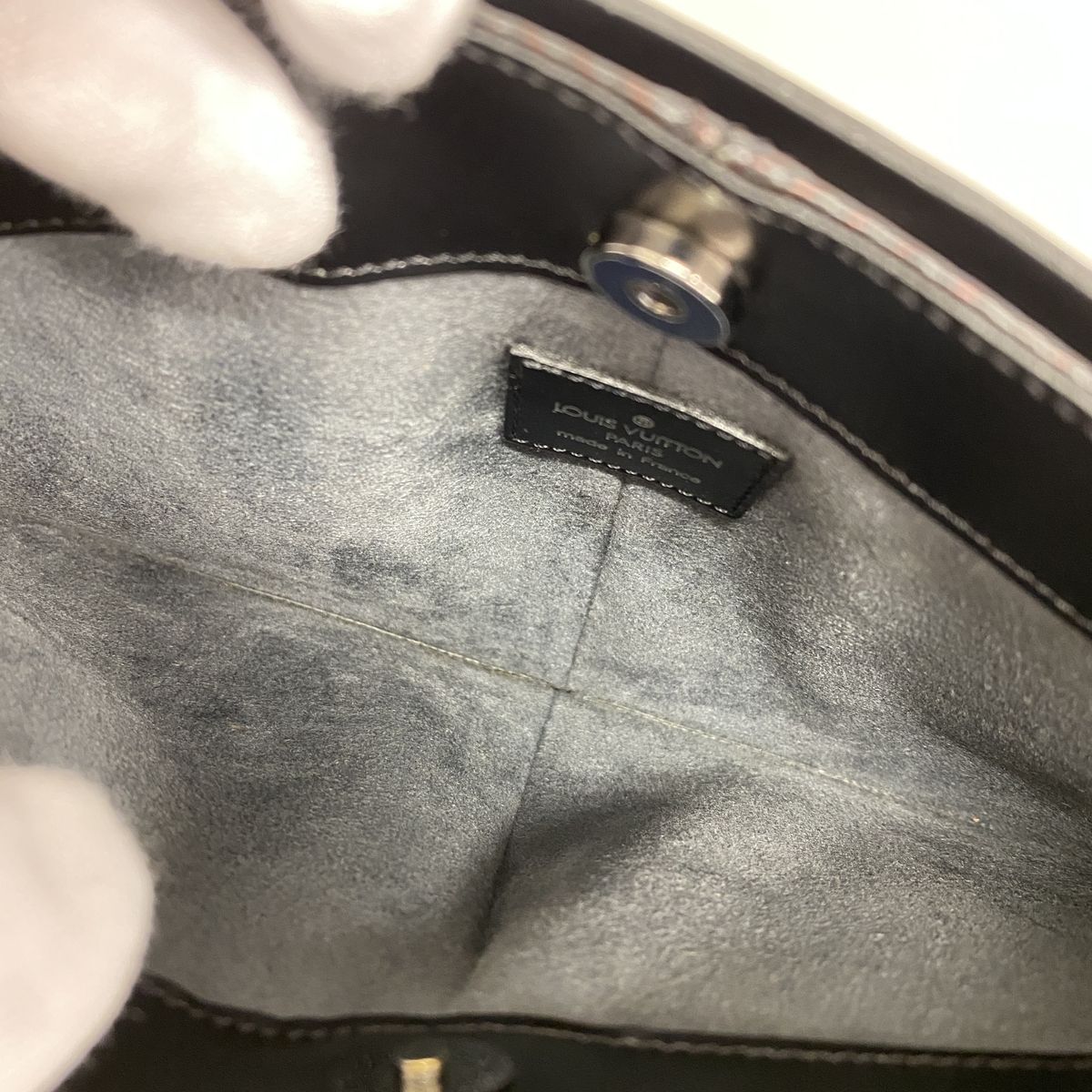 Louis Vuitton Pouch Epi Pochette Demilune Noir — view 4
