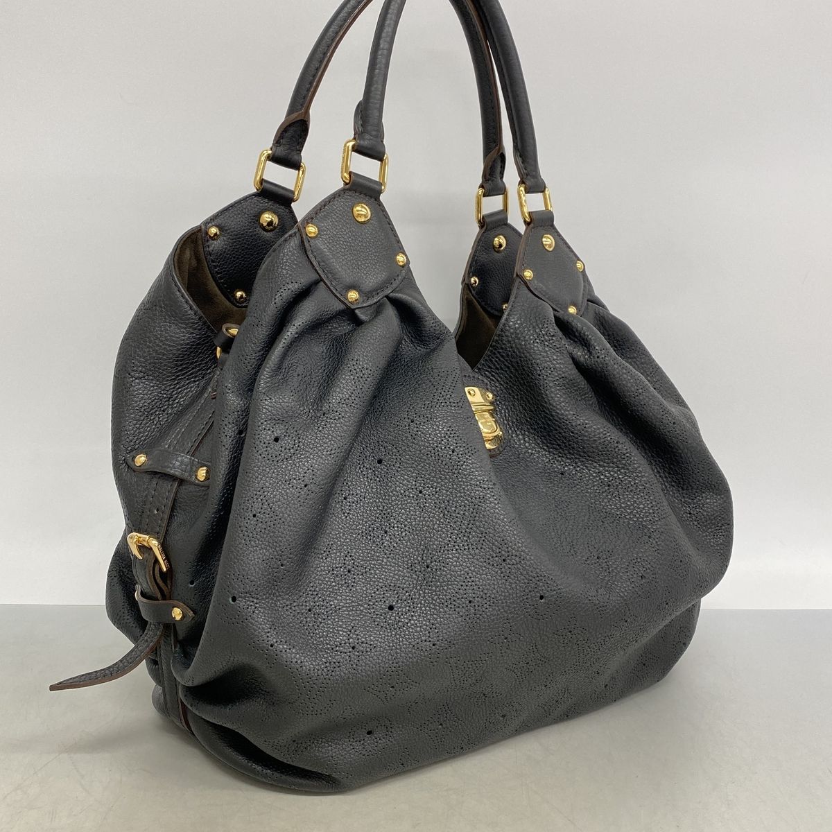 Louis Vuitton Tote Bag Mahina L Noir — view 2