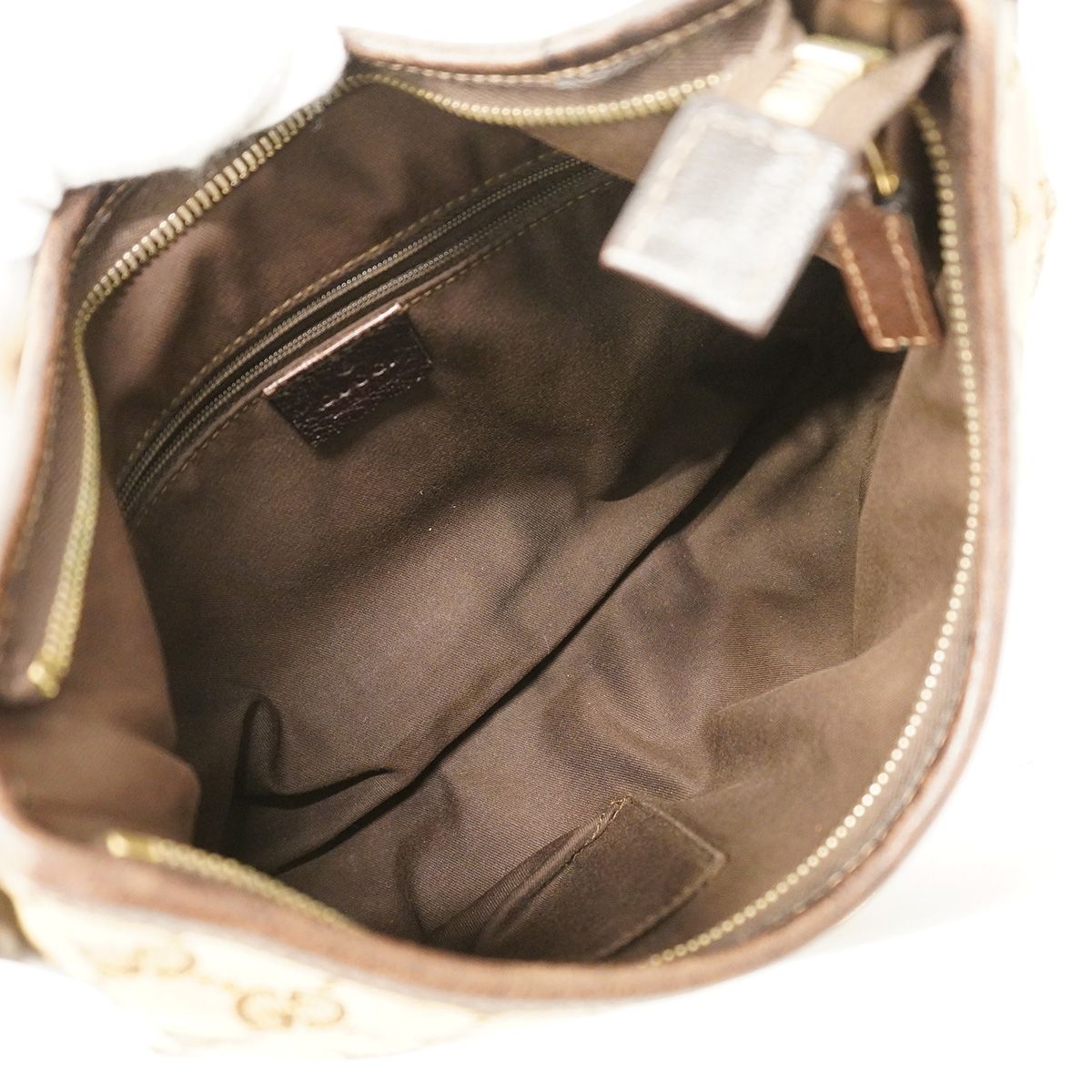 Gucci Shoulder Bag GG Canvas Beige Gold — view 4
