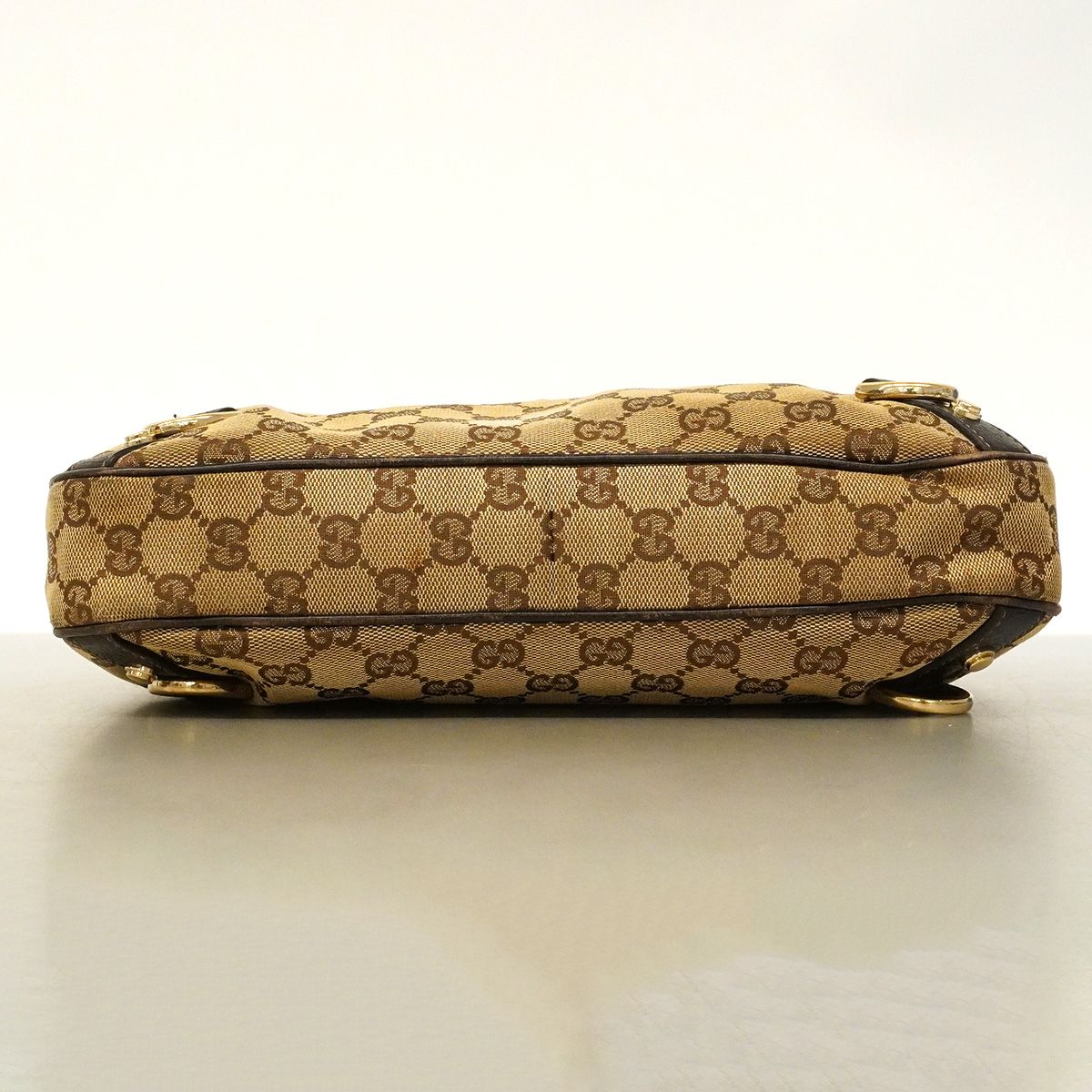 Gucci Shoulder Bag GG Canvas Beige Gold — view 3